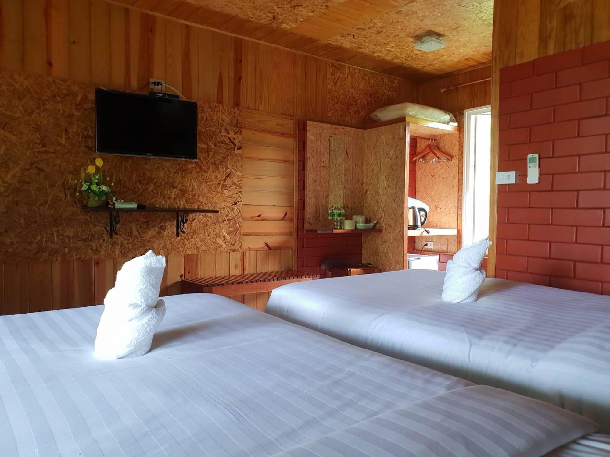 Baan Suan Hill Resort Ban Tha Khun Esterno foto
