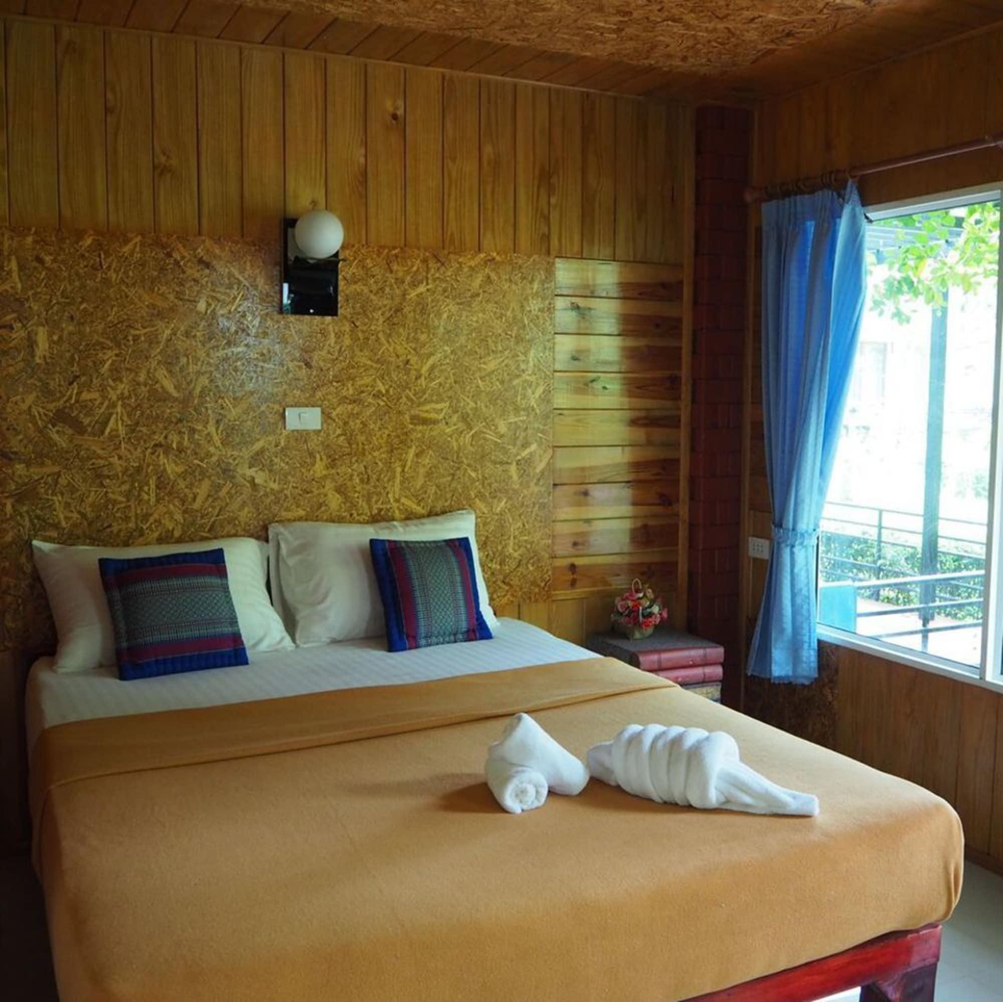 Baan Suan Hill Resort Ban Tha Khun Esterno foto