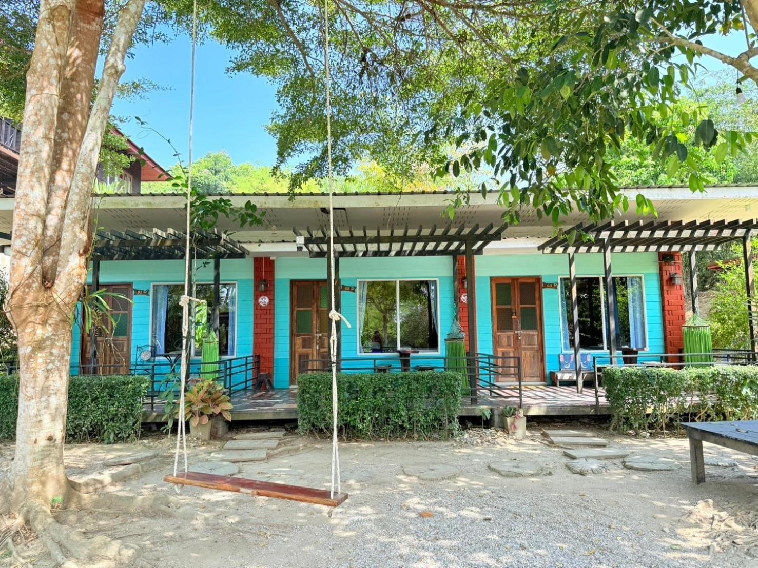 Baan Suan Hill Resort Ban Tha Khun Esterno foto