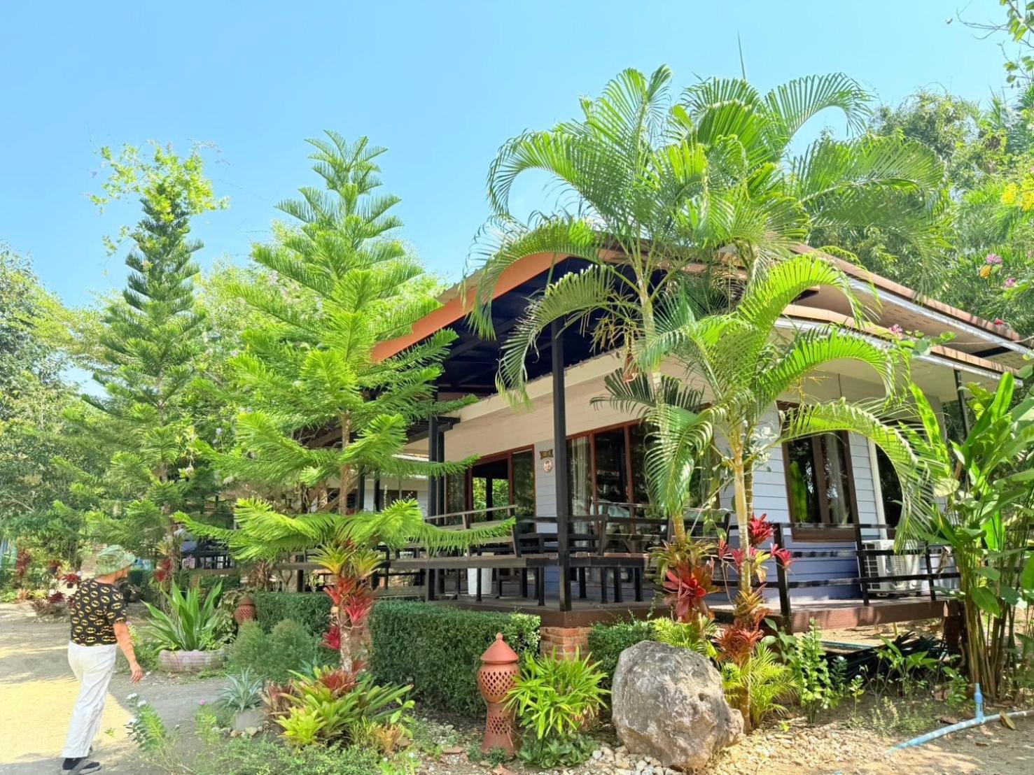 Baan Suan Hill Resort Ban Tha Khun Esterno foto